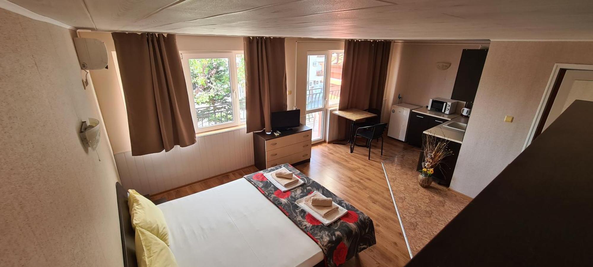 Sineva Guest House Ravda Extérieur photo