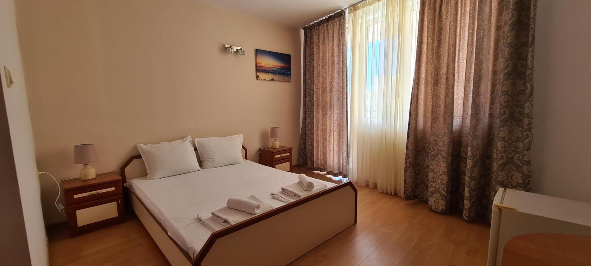 Sineva Guest House Ravda Extérieur photo