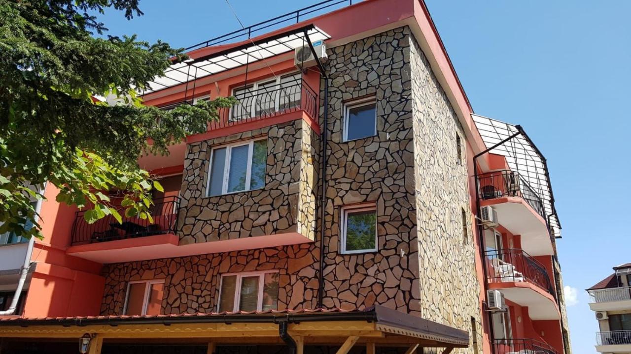 Sineva Guest House Ravda Extérieur photo
